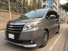 Toyota Noah push start 2016