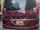 Toyota Noah Red 2003