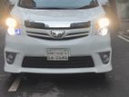 Toyota Noah S-i 2011