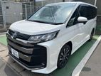 Toyota Noah S-Z 2022