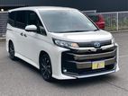 Toyota Noah S-Z 4.5 2022