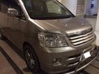 Toyota Noah S.Gold.Octane' 2003