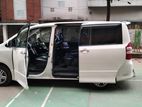 Toyota Noah SI 2010