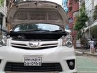 Toyota Noah SI 2010