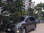 Toyota Noah Si 2011
