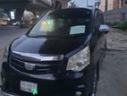 Toyota Noah SI 2011