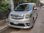 Toyota Noah SI 2012