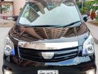Toyota Noah SI 2012