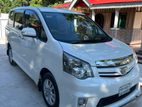 Toyota Noah SI 2013 2019