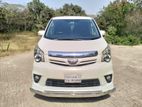 Toyota Noah SI 3 Door Power 2012