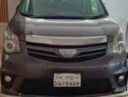 Toyota Noah SI Dual Auto door 2012