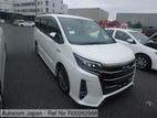 Toyota Noah SI Hybrid Pearl 2019