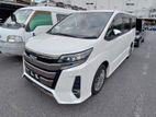 Toyota Noah SI HYBRID PEARL 2020