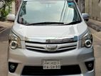 Toyota Noah Si Octane Push 2010