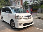 Toyota Noah SI PACKAGE 2011