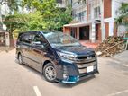 Toyota Noah SI PACKAGE HYBRID 2018