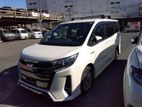 Toyota Noah SI Pearl 4/77000 km 2020