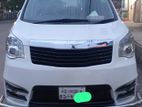 Toyota Noah si push 2013