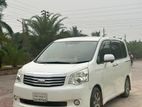 Toyota Noah Si Push Start 2012