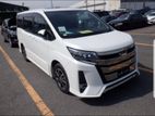 Toyota Noah SI Sunroof Moonroof 2018