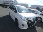 Toyota Noah SI SUNROOF NON HV 2017