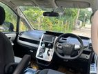 Toyota Noah SI ,SUNROOF,MOONROOF 2011