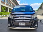 Toyota Noah Si With Sunroof 2014