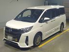 Toyota Noah SI WXB 2 HYV 2019