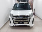 Toyota Noah Si wxb 4.5 2019