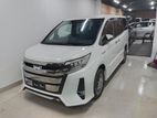 Toyota Noah SI WXB - 4.5 GRADE 2019