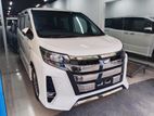 Toyota Noah SI WXB 4.5 GRADE 2019