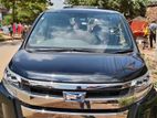 Toyota Noah SI WXB HV PKG 2021