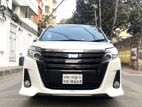 Toyota Noah SI WXB Hybrid 2017