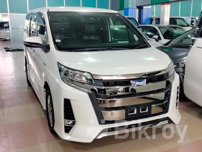 Toyota Noah Si Wxb Ii Hybrid For Sale In Baridhara Bikroy