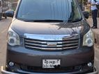 Toyota Noah Si.2Door.Power 2011