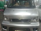 Toyota Noah Sparky 2000