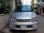 Toyota Noah SR-42 2001