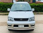 Toyota Noah SR-50 Octane Drive 2000