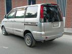 Toyota Noah SR40 SuperExtralimo 2001