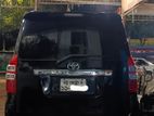 Toyota Noah sun roof 2011