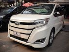 Toyota Noah Sunroof 2018