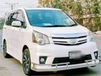 Toyota Noah Sunroof MoonRoof 2011
