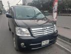 Toyota Noah SUNROOF.DOOR 2003