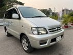 Toyota Noah Super Extra Limo 2001