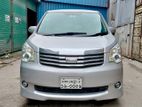 Toyota Noah super fresh 2011