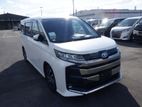 Toyota Noah SZ. 4.5. GRADE 2022