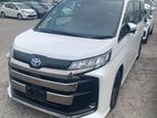 Toyota Noah SZ HYB 18500KM 2023