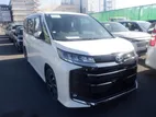 Toyota Noah SZ HYBRID 2023