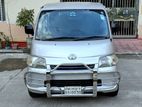 Toyota Noah Town ACE GL 2011