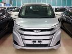 Toyota Noah TWO DOOR POWER PUSH 2019